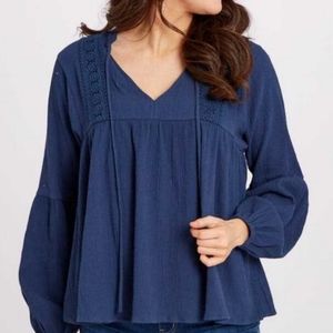Navy blue Altar'd state top